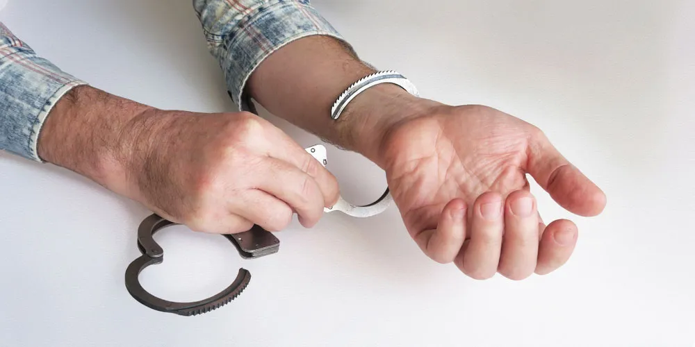 opening handcuffs